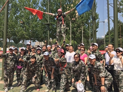 黑龍江機(jī)場(chǎng)集團(tuán)工會(huì)舉辦班組長培訓(xùn)班并開展文化藝術(shù)交流活動(dòng)